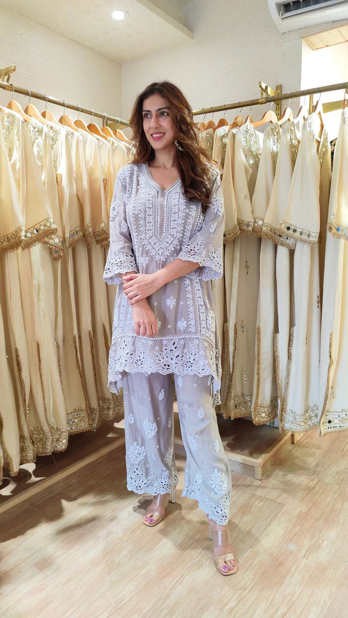 Noor Aafreen Lucknowi Hand Embroidered Farshi Salwar