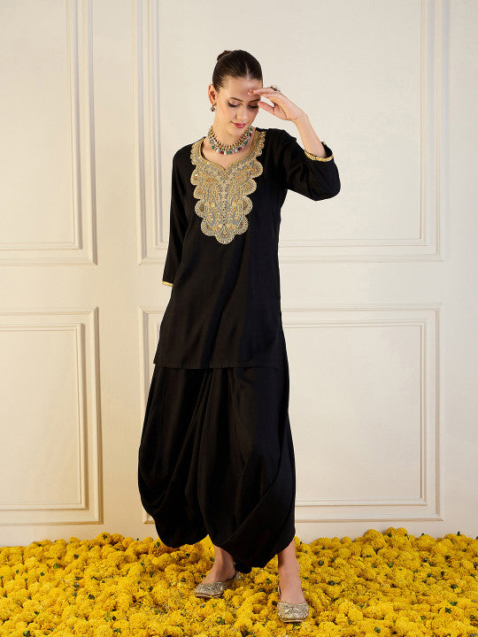 Kesari Noor Heritage Embroidered Kurta & Dhoti Pants Ensemble