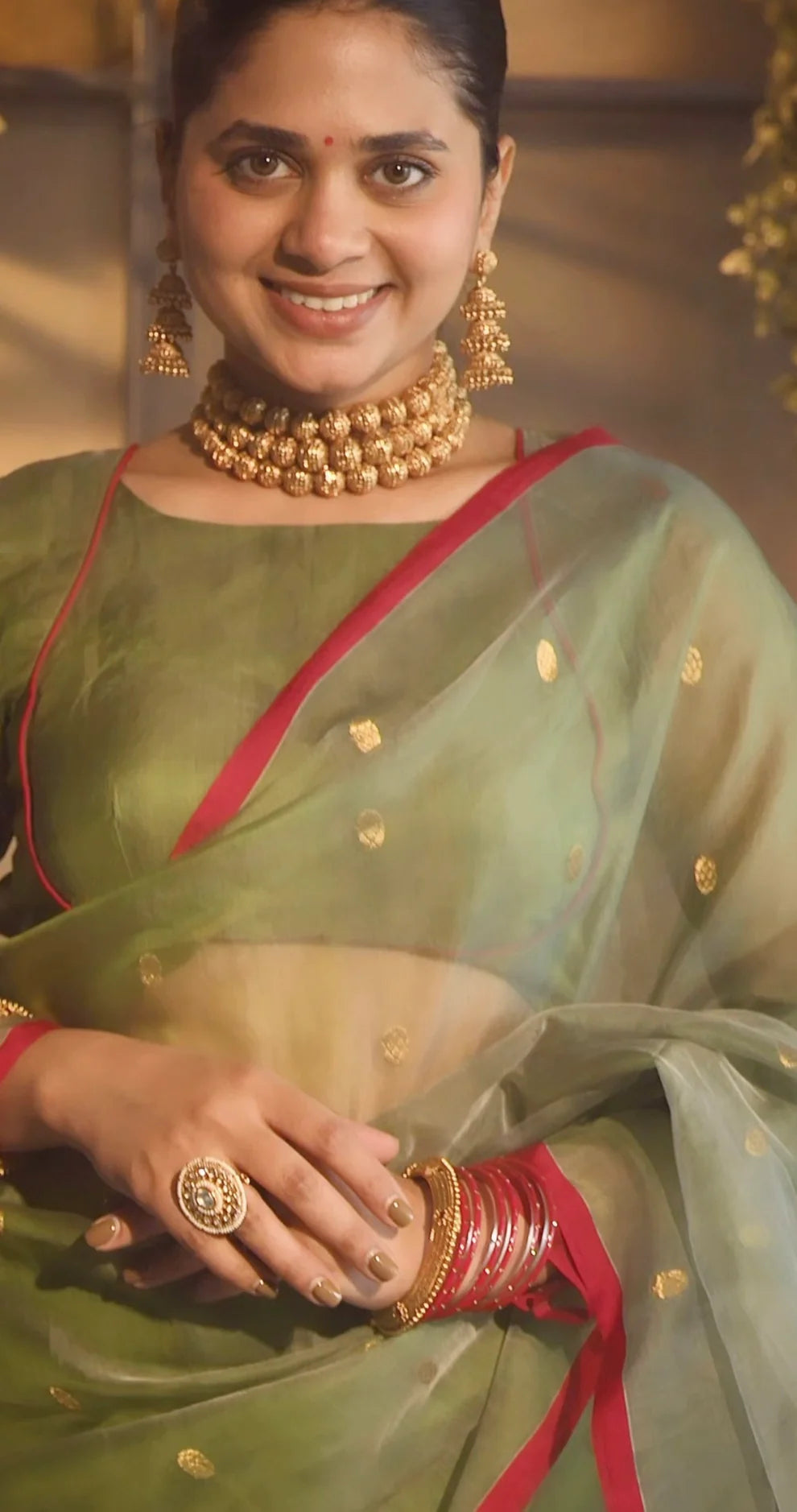 Royal Chanderi Silk Saree with Gold Zari Bootis
