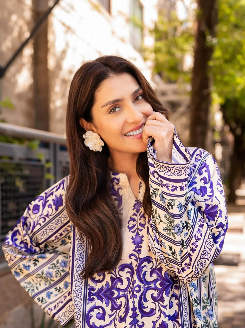 Noor Mahal Muslin Luxe Kaftaan