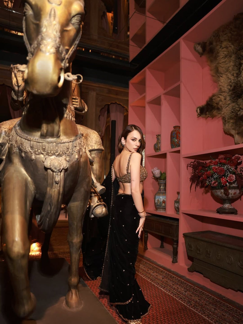 Fox Georgette Saree with Blouse- By Reet Lifestyle