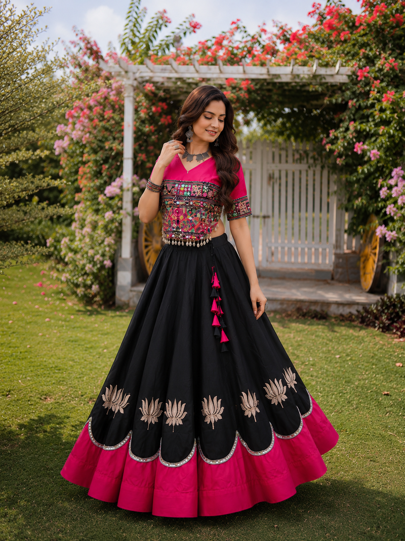 Raas Rang Kutchi Gamthi Navratri Lehenga Set