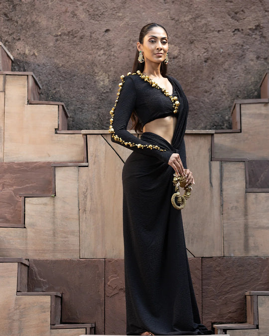 Siyah Ghungroo Luxe Pre-Draped Saree Set