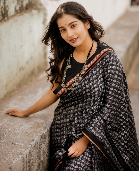 Gajavarn Khun Traditional Maharashtrian Ethnic Wear Saree
