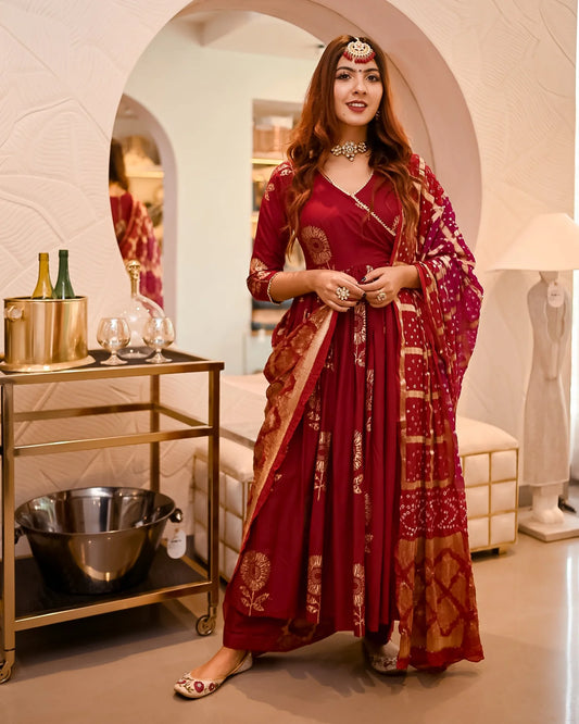 Rajnandini Angrakha Bandhej Suit Set
