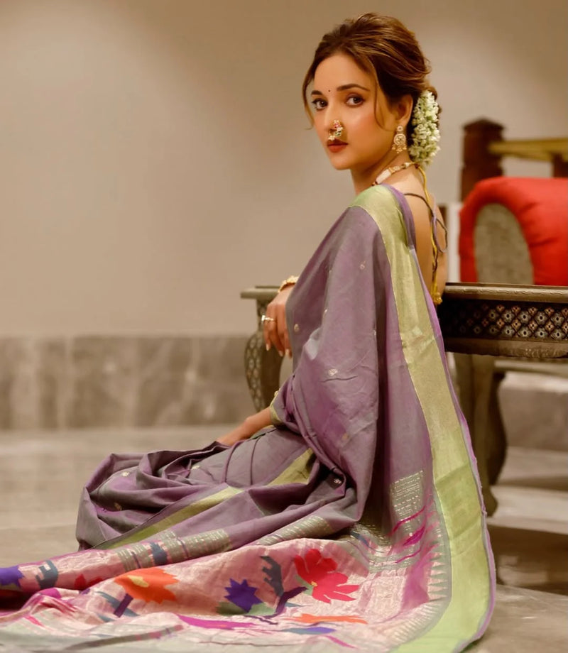 Pure Cotton Handloom Paithani Saree  Dual Tone Green & Pink