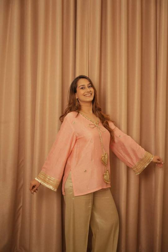 Gulabi Ishq Premium top