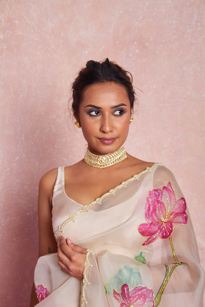 organza silk with scallop border