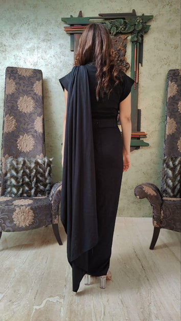 high low hemline black skirt