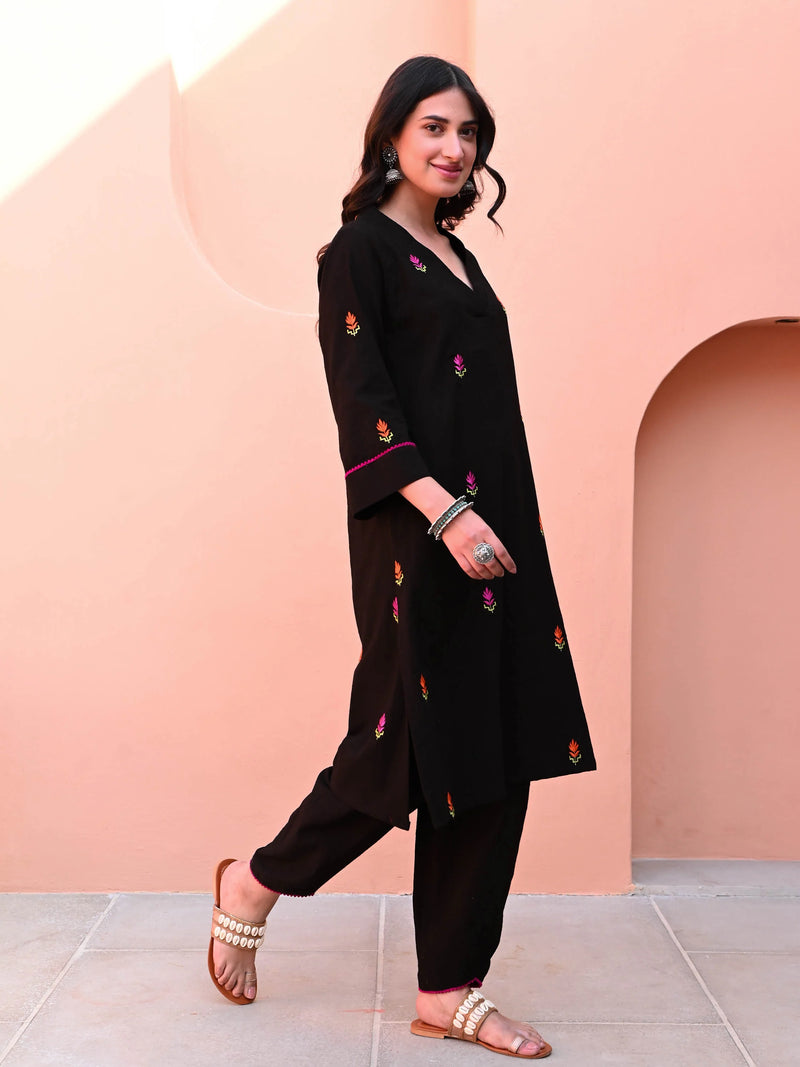 Embroidered Kurta Set