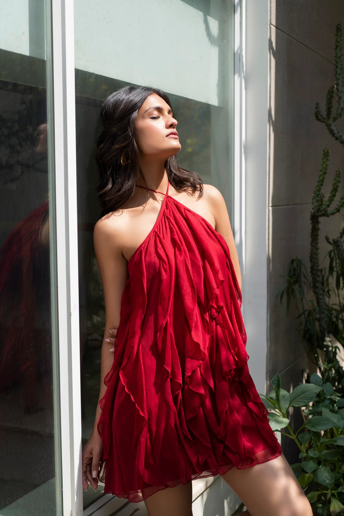 sleeveless chiffon party dress