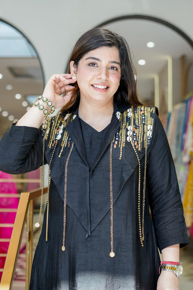 Vriha Embroidered Dola Silk Co-Ord Set