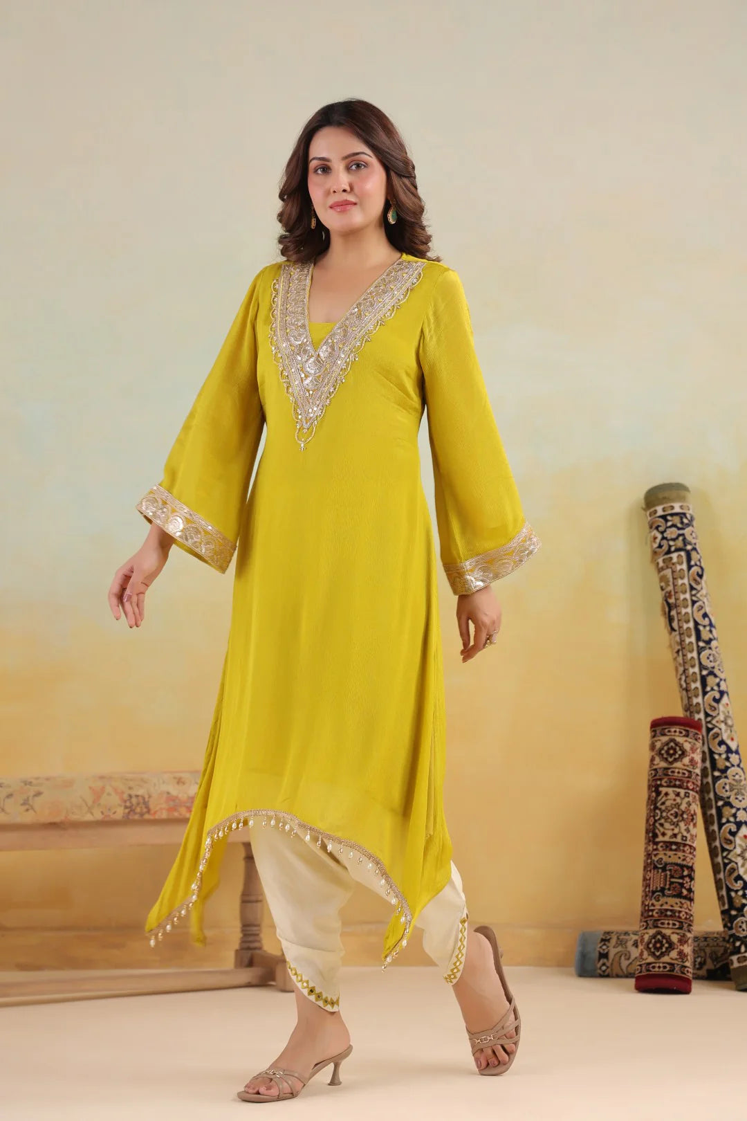 Embroidered Chinon Kurta Pant Set