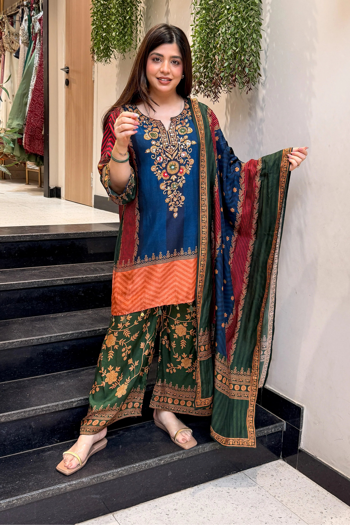 Mehfil Royale Floral Suit Set