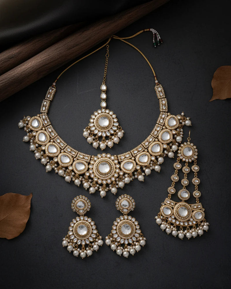 Pearl Polki Laviza Necklace Teeka Passa Set