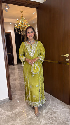 Panna Sheesh Mahal Festive kaftan Set