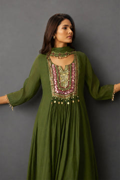 Panna Jharokha Embroidered Kurta Set