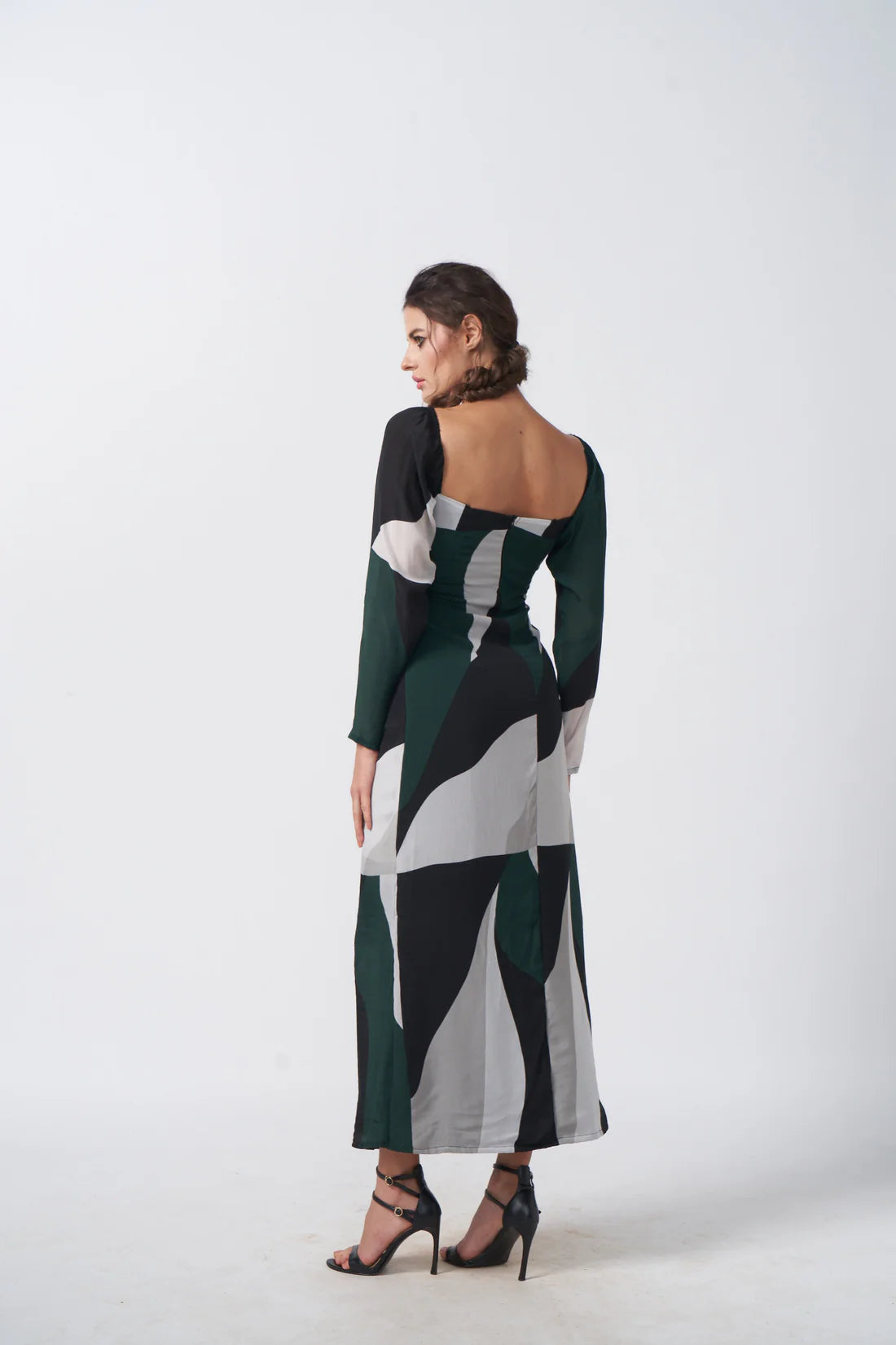 Sophisticated long sleeves dress