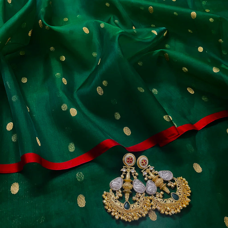 Royal Chanderi Silk Saree with Gold Zari Bootis