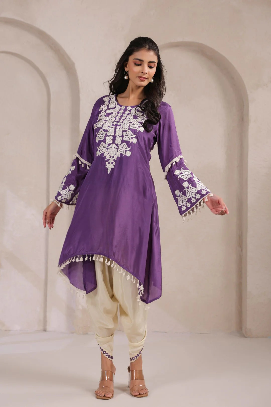 Helio Chinon Embroidered Kurta Pant Set