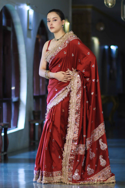 Crimson Maharani Luxe Paisley Border Banarasi Saree