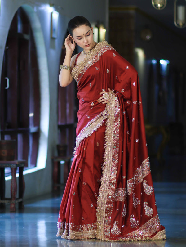 Crimson Maharani Luxe Paisley Border Banarasi Saree