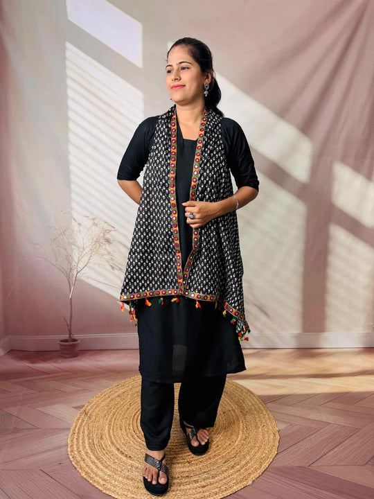 Riwaayat Maroon Handcrafted Cotton Embroidered Shrug