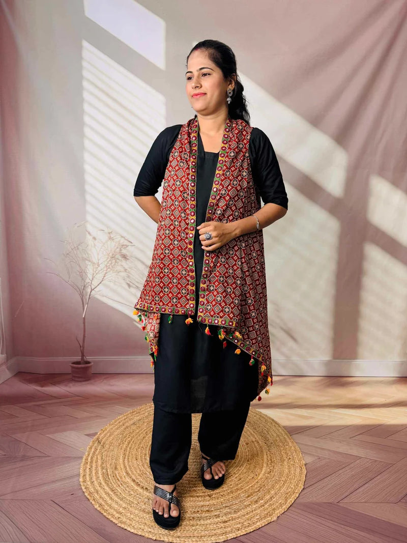 Riwaayat Maroon Handcrafted Cotton Embroidered Shrug