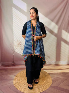Riwaayat Maroon Handcrafted Cotton Embroidered Shrug