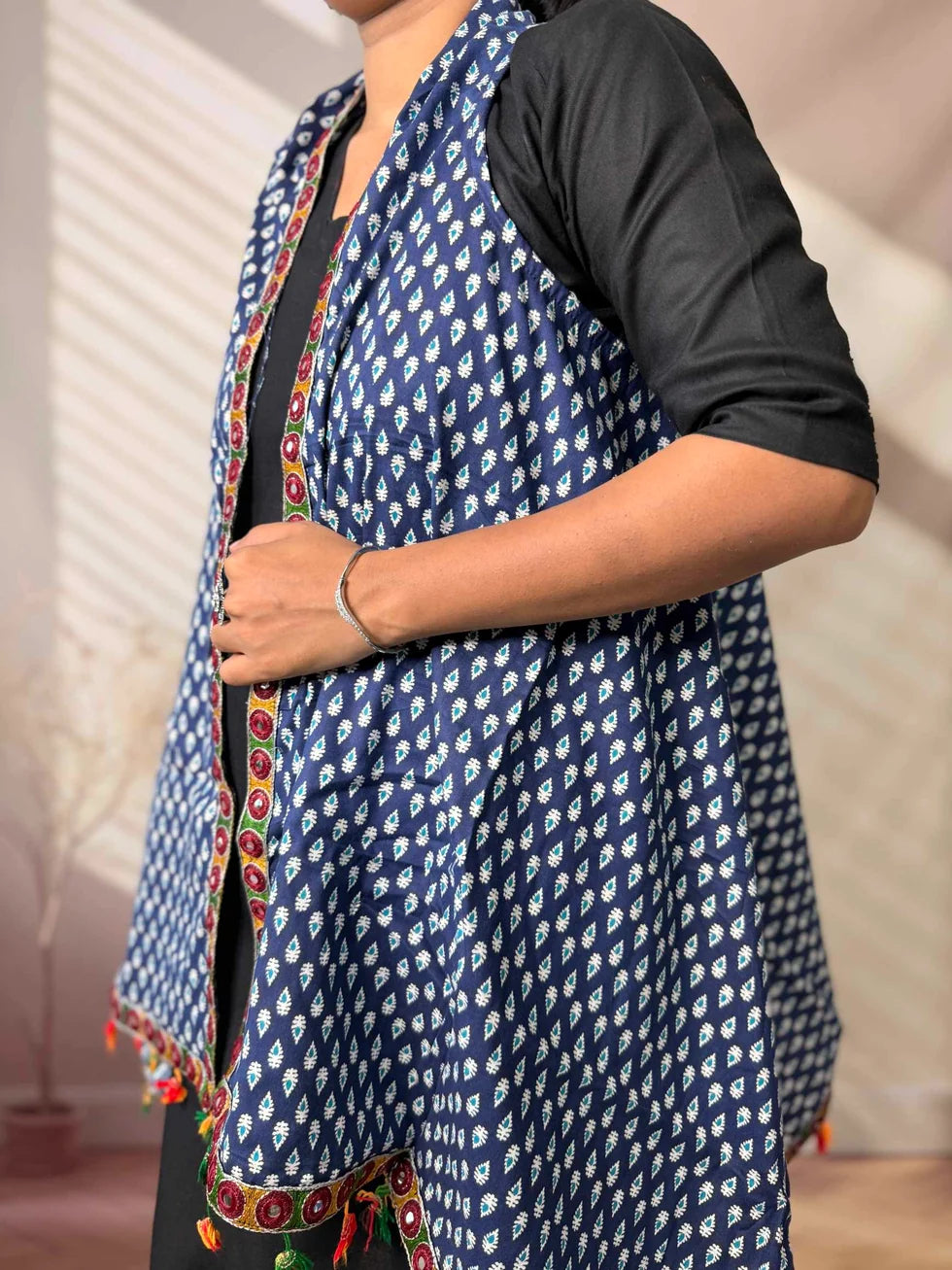 Riwaayat Maroon Handcrafted Cotton Embroidered Shrug