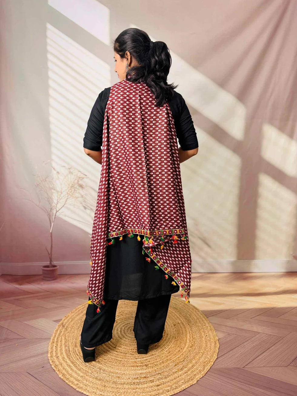 Riwaayat Maroon Handcrafted Cotton Embroidered Shrug