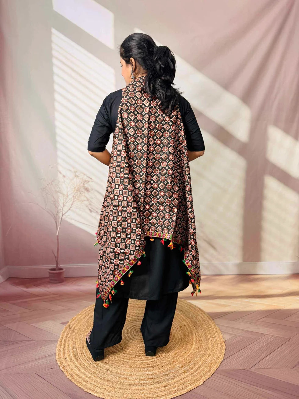 Riwaayat Maroon Handcrafted Cotton Embroidered Shrug