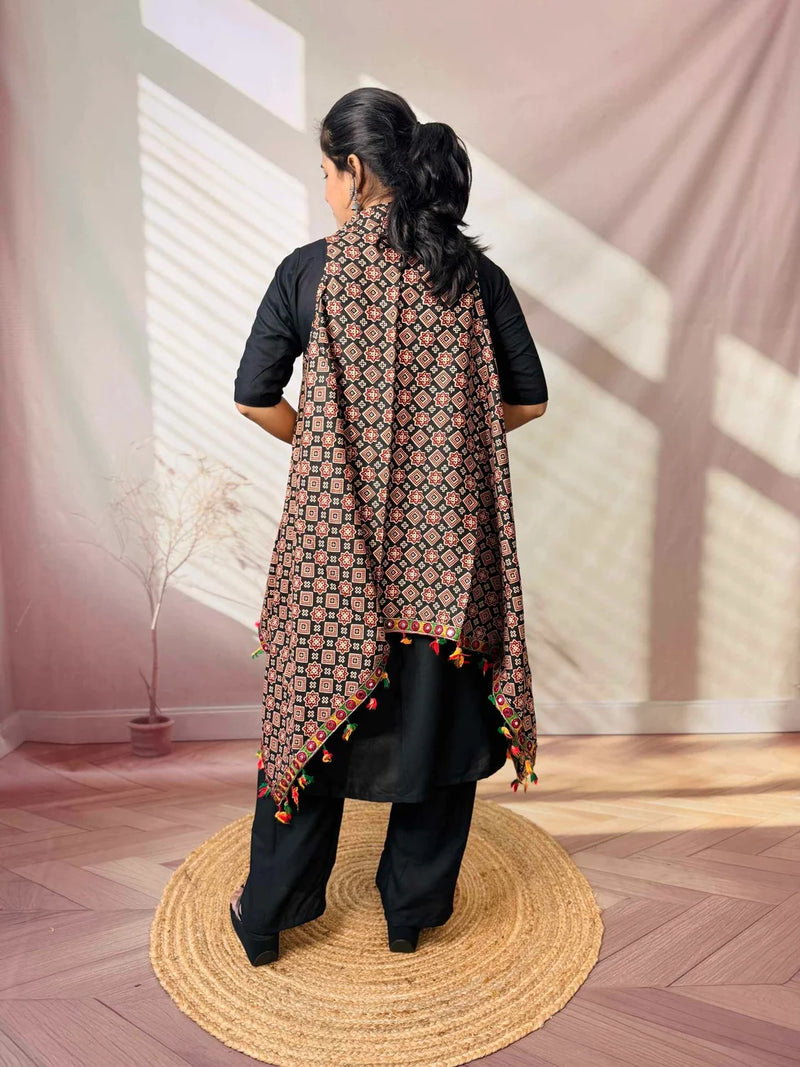 Riwaayat Maroon Handcrafted Cotton Embroidered Shrug