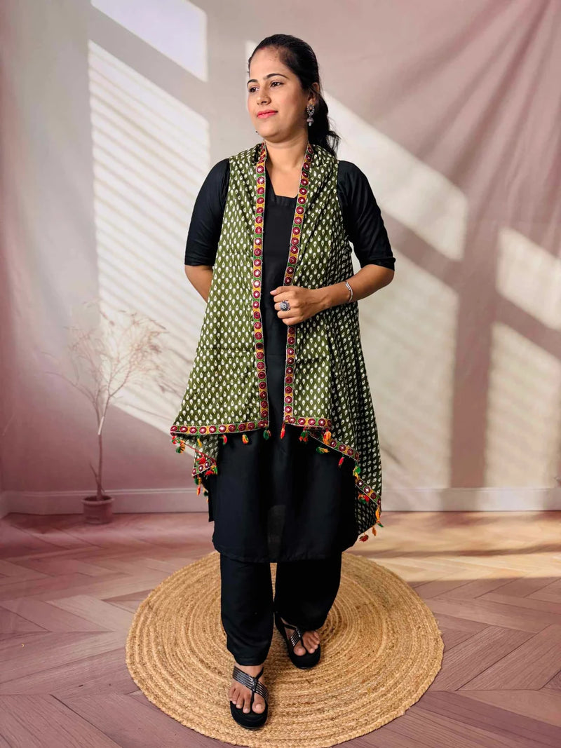 Riwaayat Maroon Handcrafted Cotton Embroidered Shrug