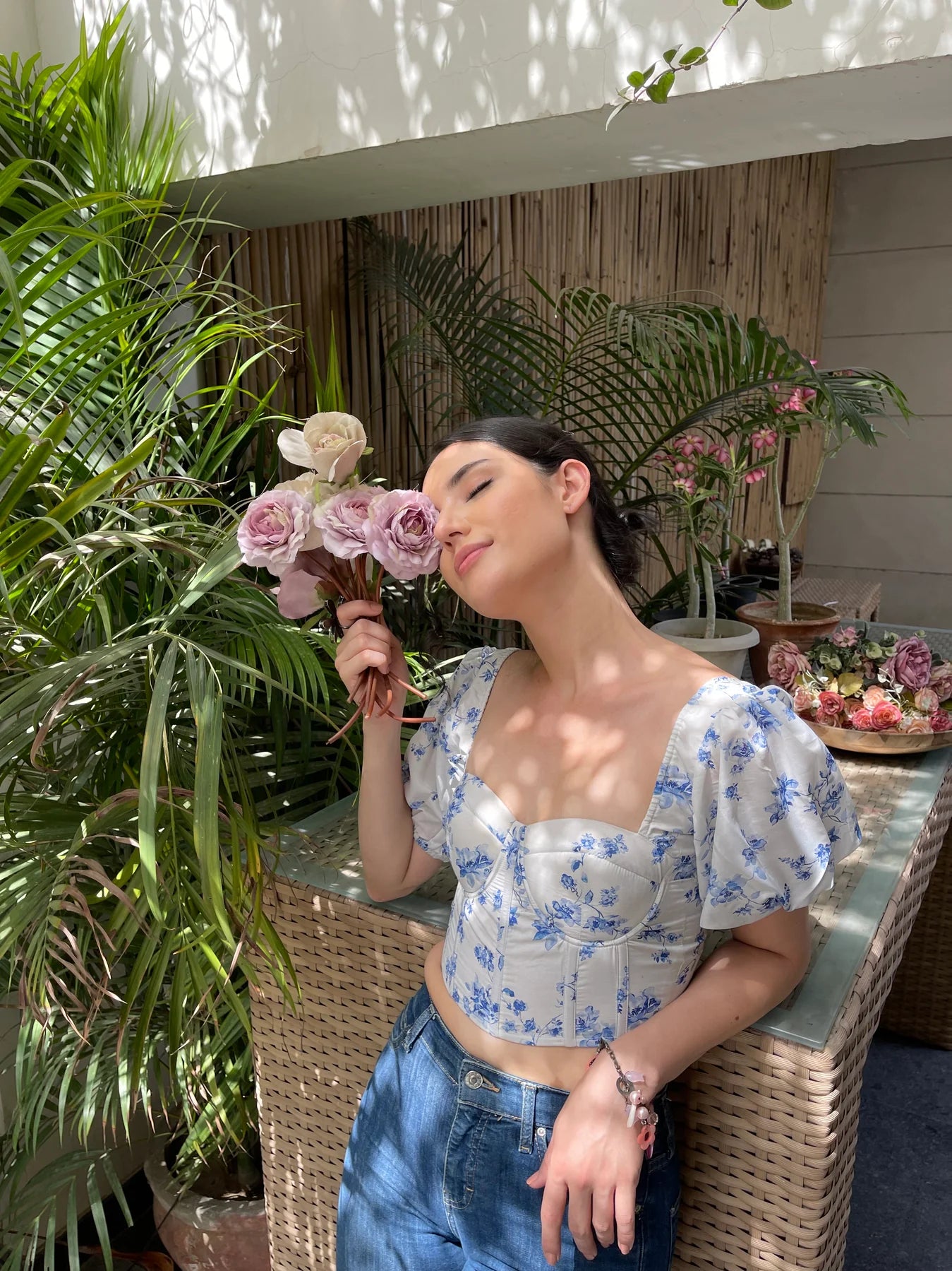 Blue puff sleeve top