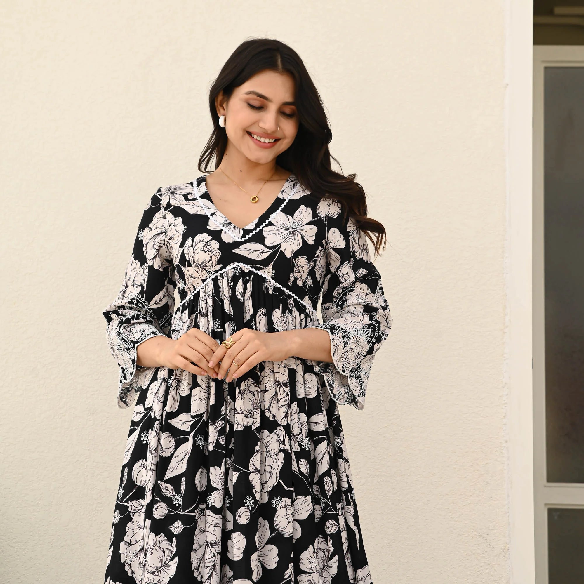 V-neck kurta set