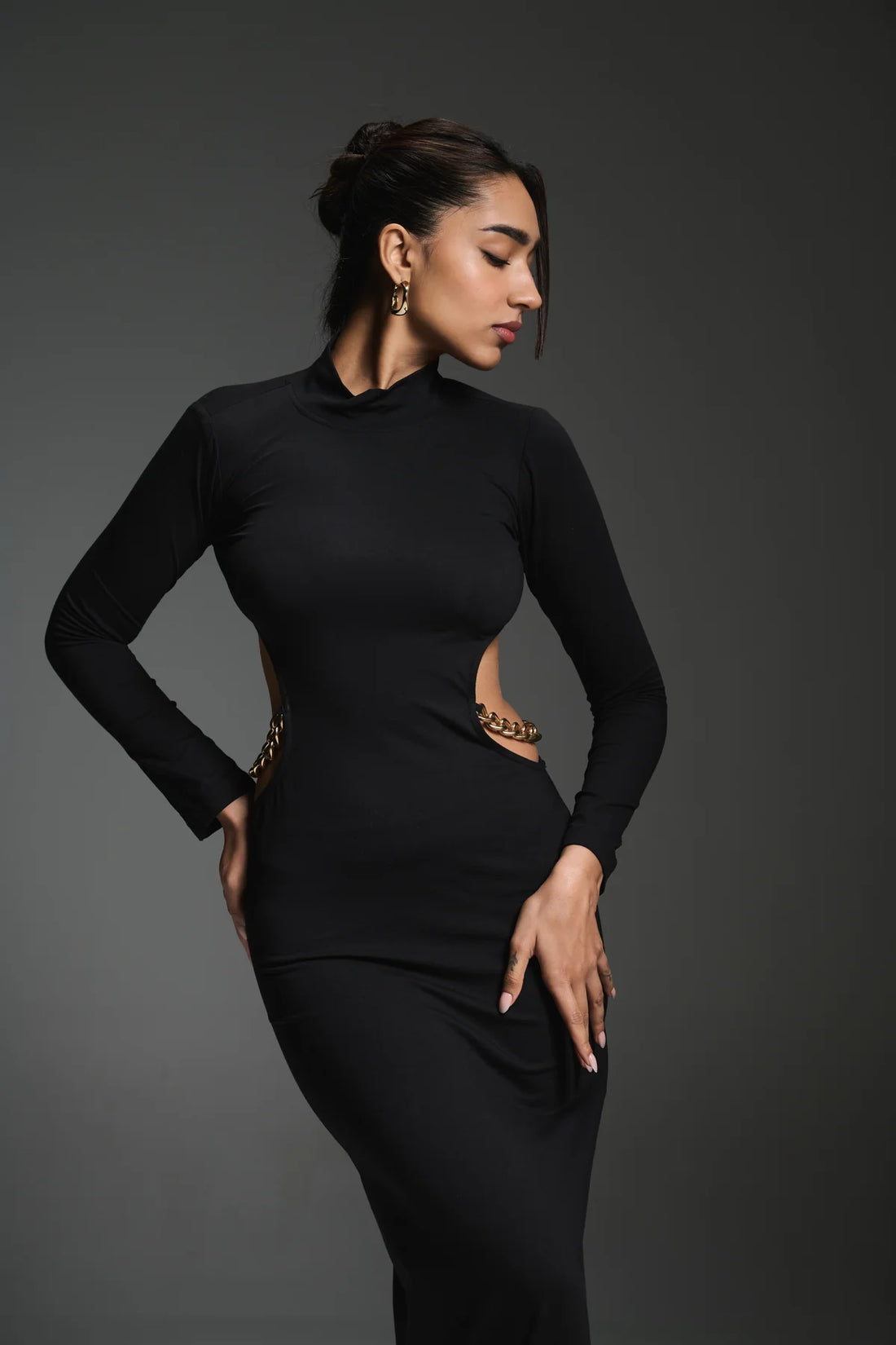 black maxi dress for evening wear