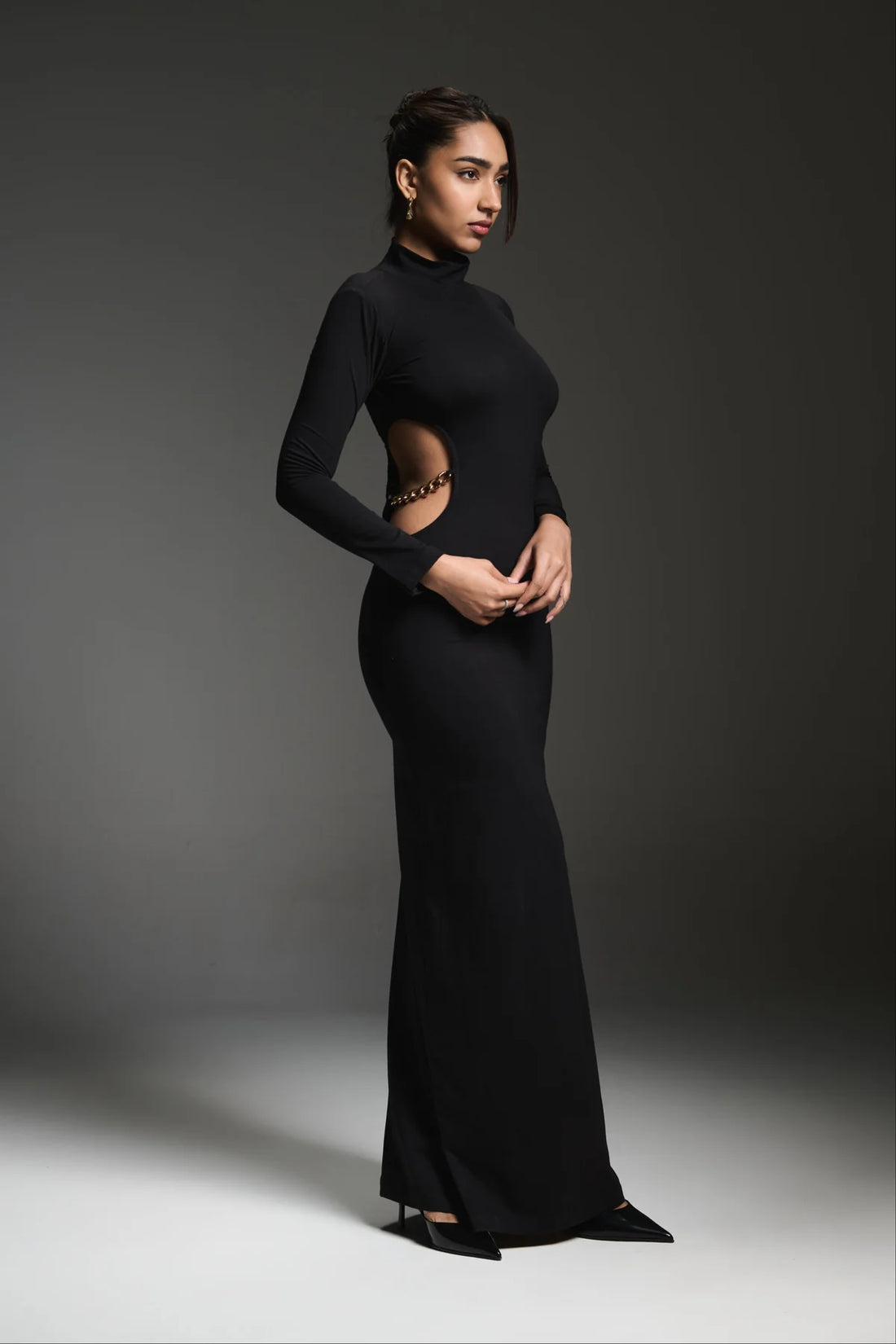 floor length black dress with sleeves