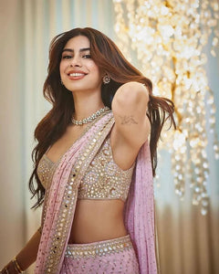 Gulabi Sitara Embellished Saree