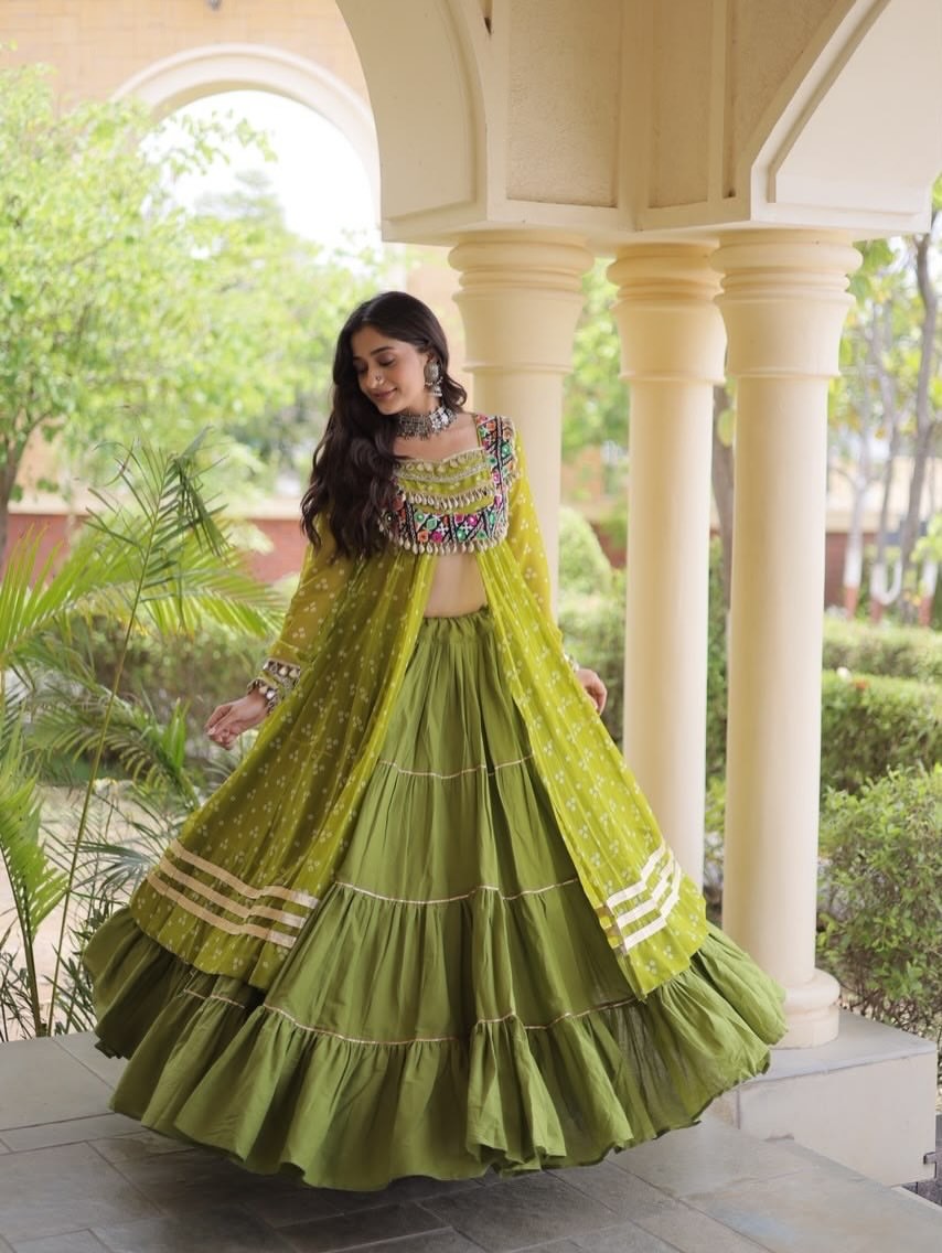Kaali Rangrez Navratri Lehenga