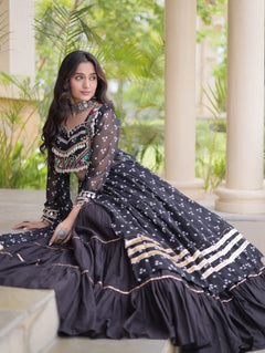 Kaali Rangrez Navratri Lehenga