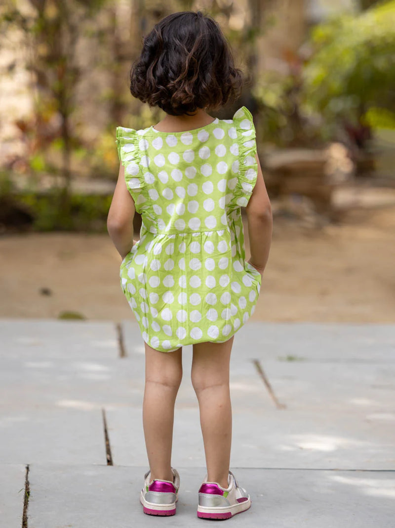 GOTS-certified infant wear