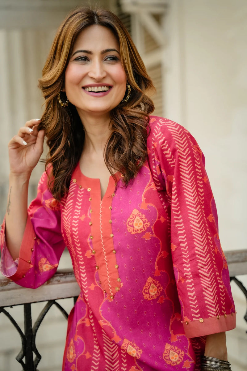 Muslin Pink-Orange Printed Kurta Set with Tassels
