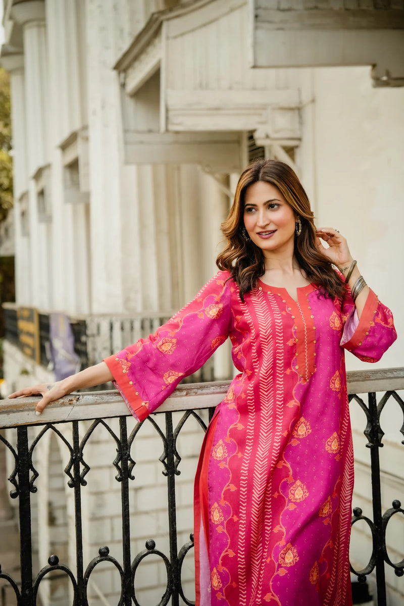 Muslin Pink-Orange Printed Kurta Set with Tassels