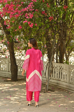 Muslin Pink Lehariya Kurta Set with Gota Work