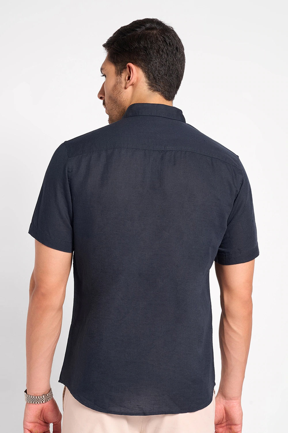 Lightweight men’s cotton shirt