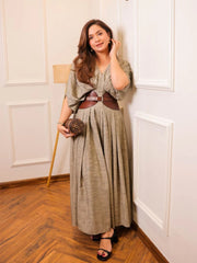jumpsuit with sleeves