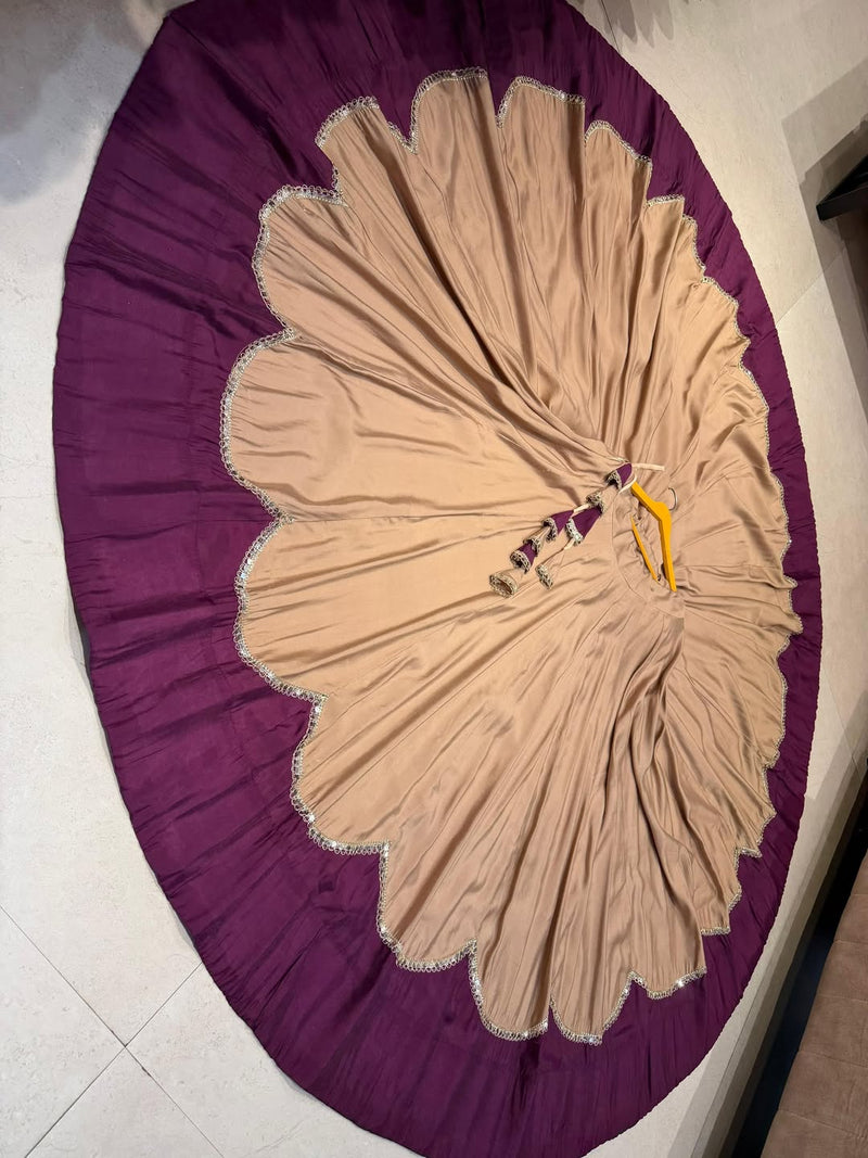 Flared Navratri Lehenga Skirt with Scallop Border