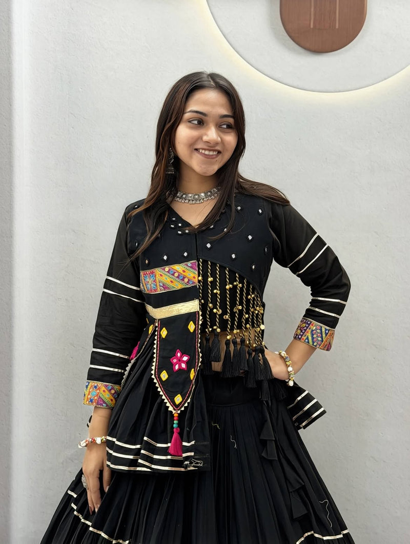 Rangrez Rani Garba Lehenga Set