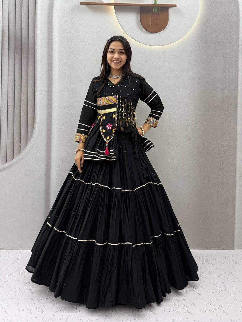 Rangrez Rani Garba Lehenga Set
